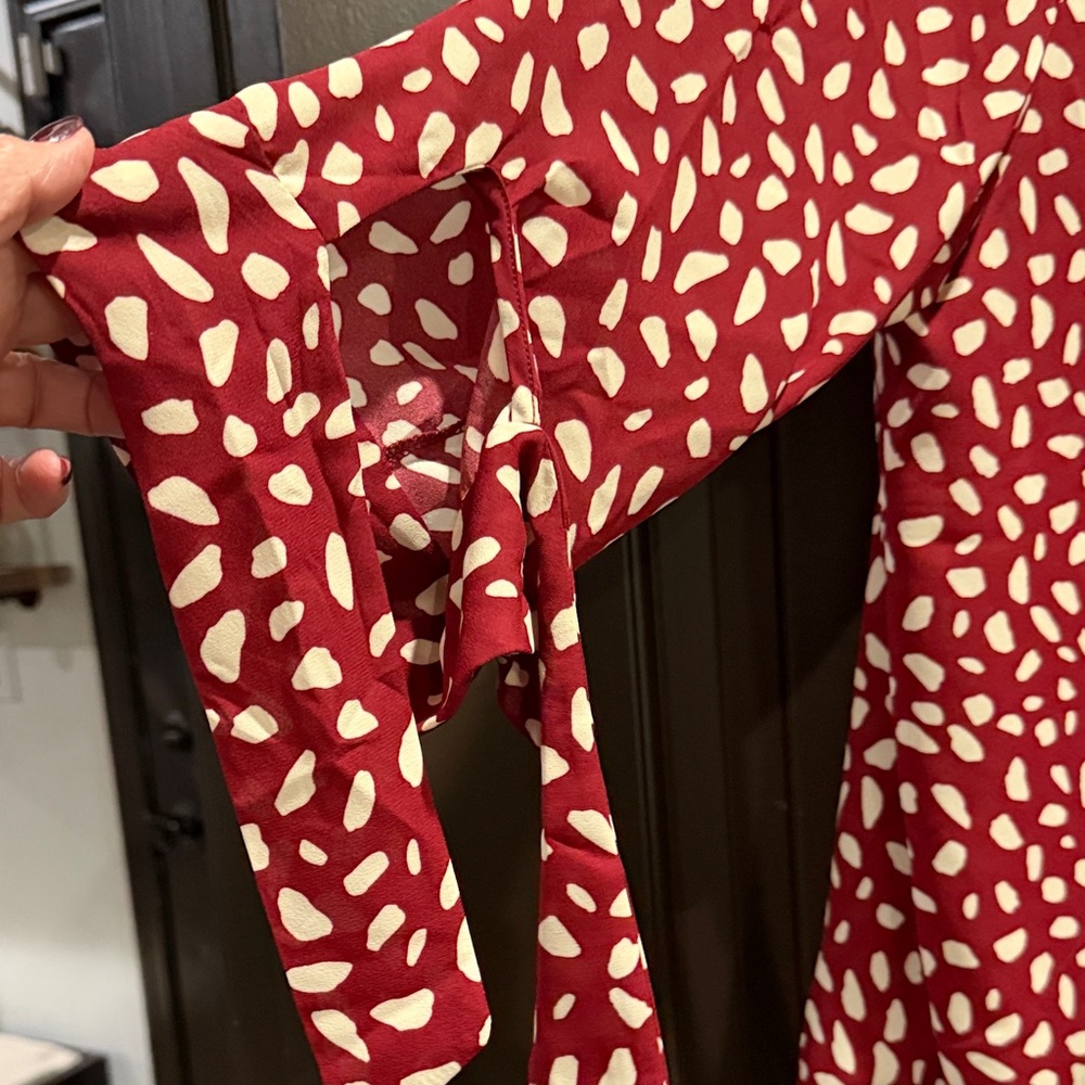 Red Patterned Women's Top - Picture 2 of 2